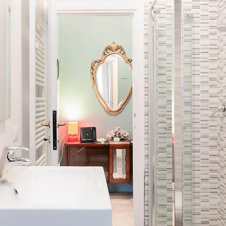 Moderno * Lago E Centro Storico * Daire