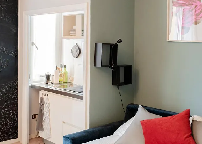 アパート Moderno * Lago E Centro Storico * *