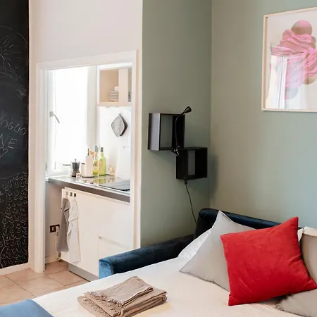 Διαμέρισμα Moderno * Lago E Centro Storico * *