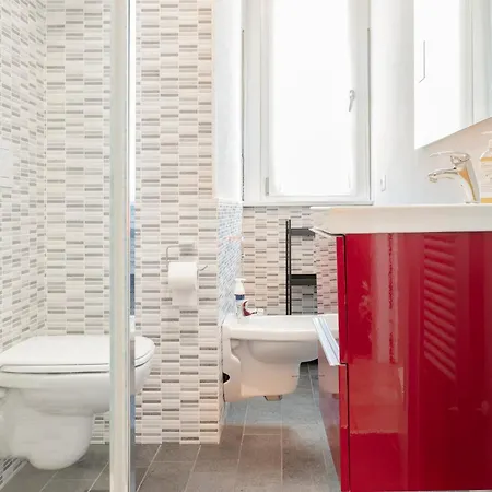 Moderno * Lago E Centro Storico * Διαμέρισμα